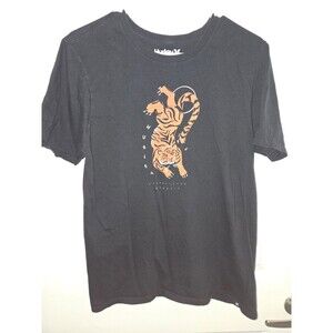 Hurley T-Shirt Medium
